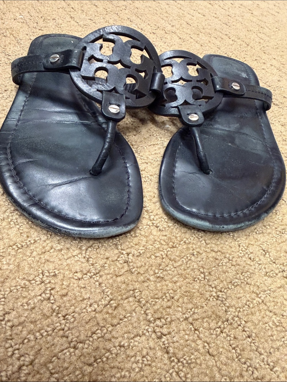 Tory Burch Black Leather Miller Logo Thong Sandals - Picture 3 of 5